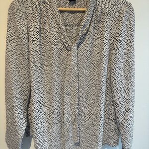 Jones New York Black and White Blouse